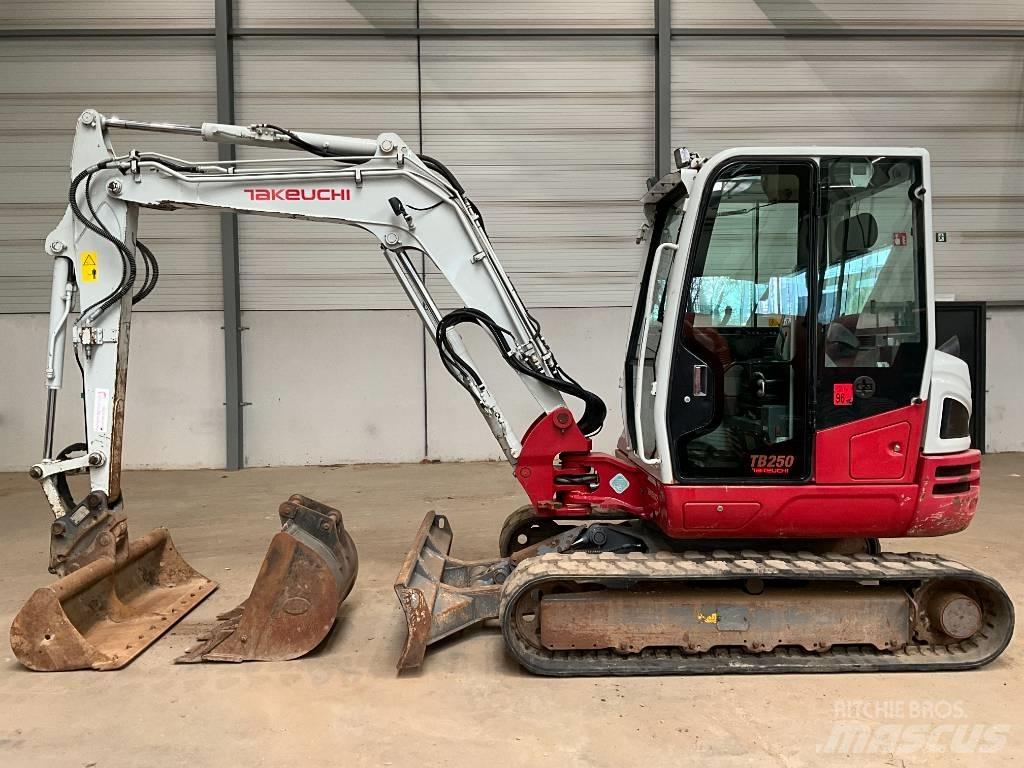 Takeuchi TB 250-2 Mini Excavators <7t (Mini Diggers)