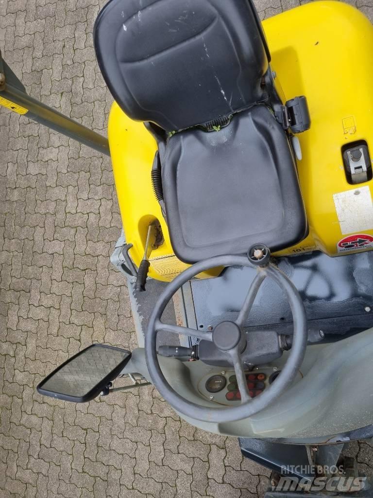 Wacker Neuson 2001 Site Dumpers
