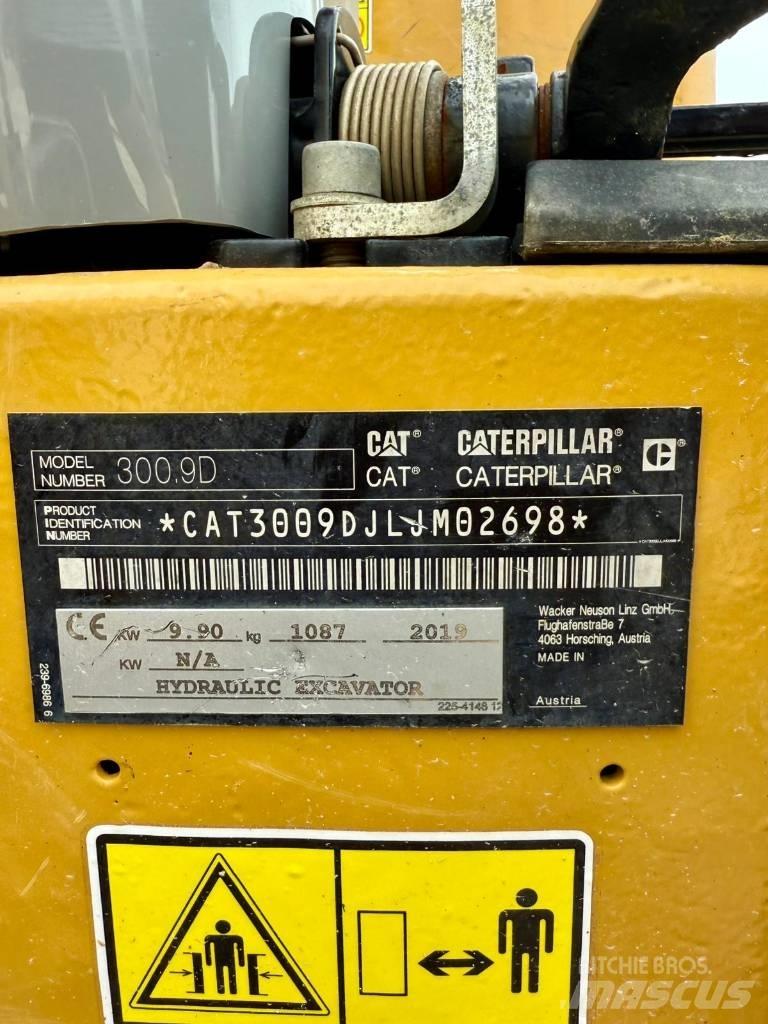 CAT 300.9 D Mini Excavators <7t (Mini Diggers)
