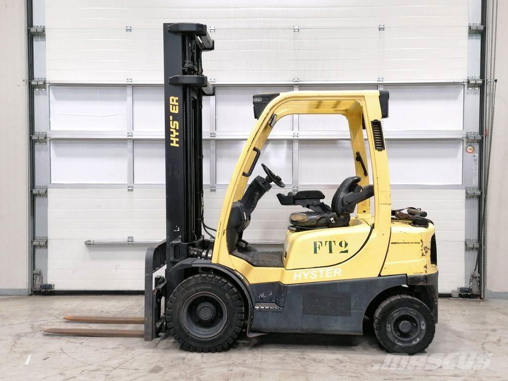 Hyster H2.0FT LPG trucks