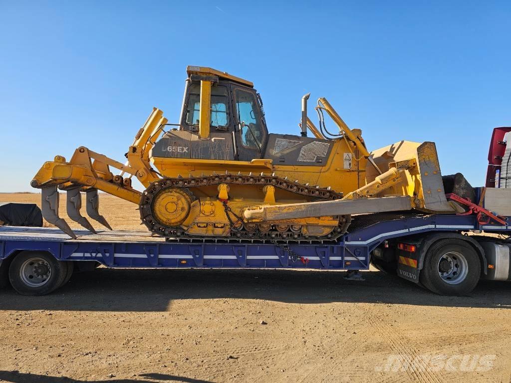 Komatsu D 65 EX 12 Crawler dozers