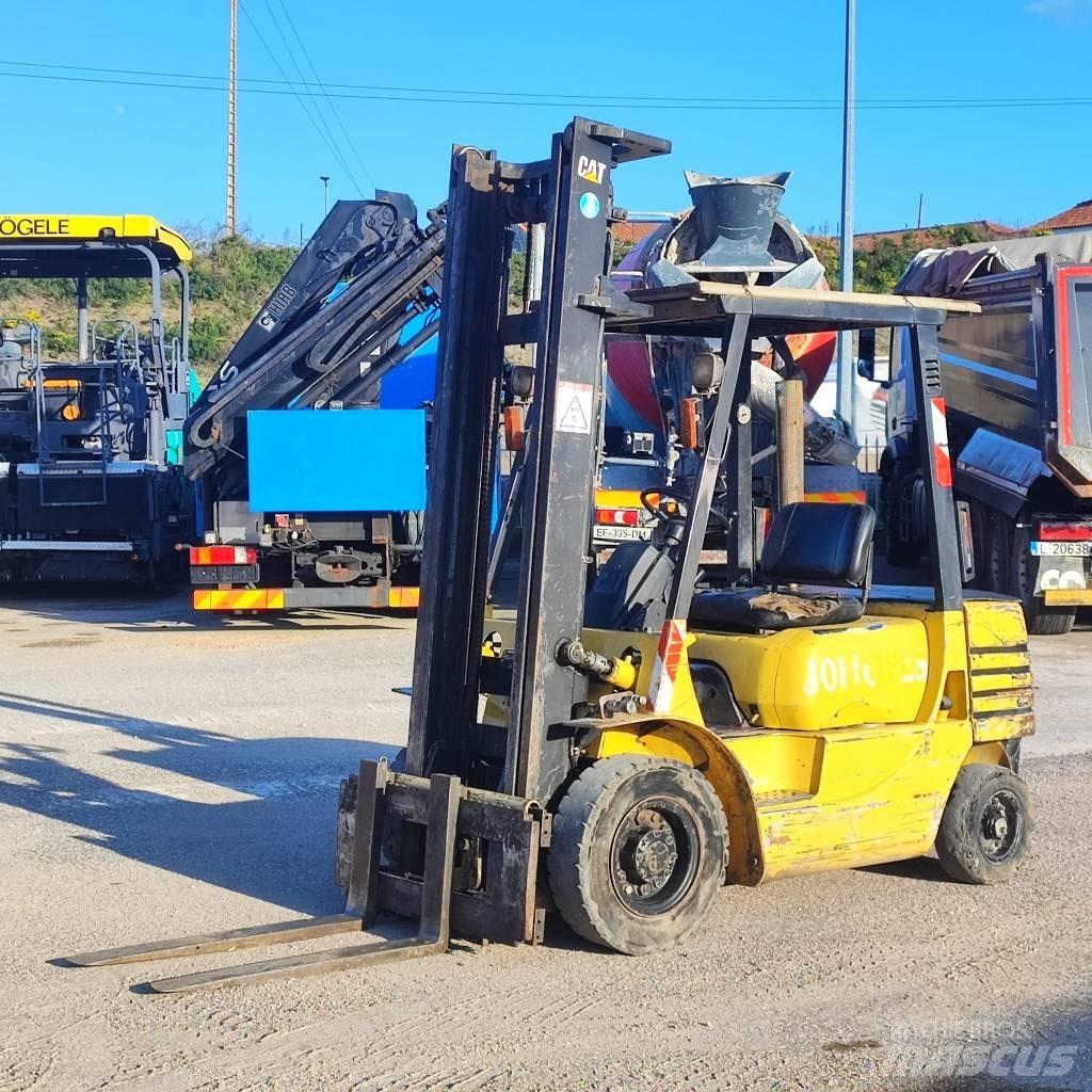 CAT DP 25 Diesel Forklifts