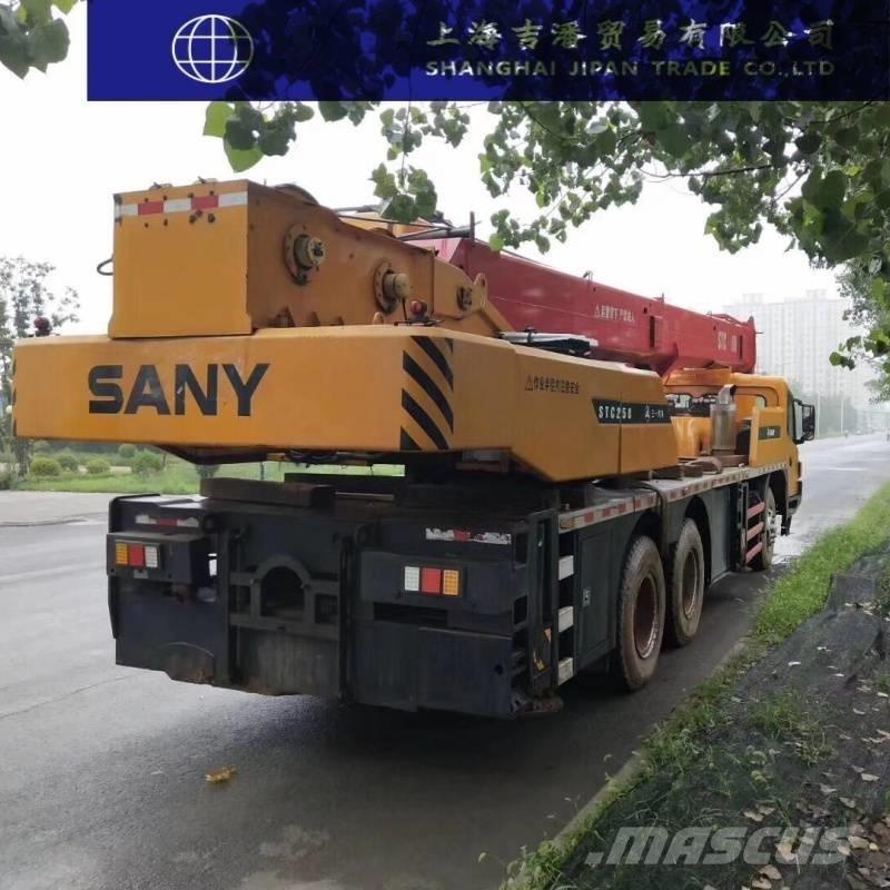Sany STC 250 Mobile and all terrain cranes