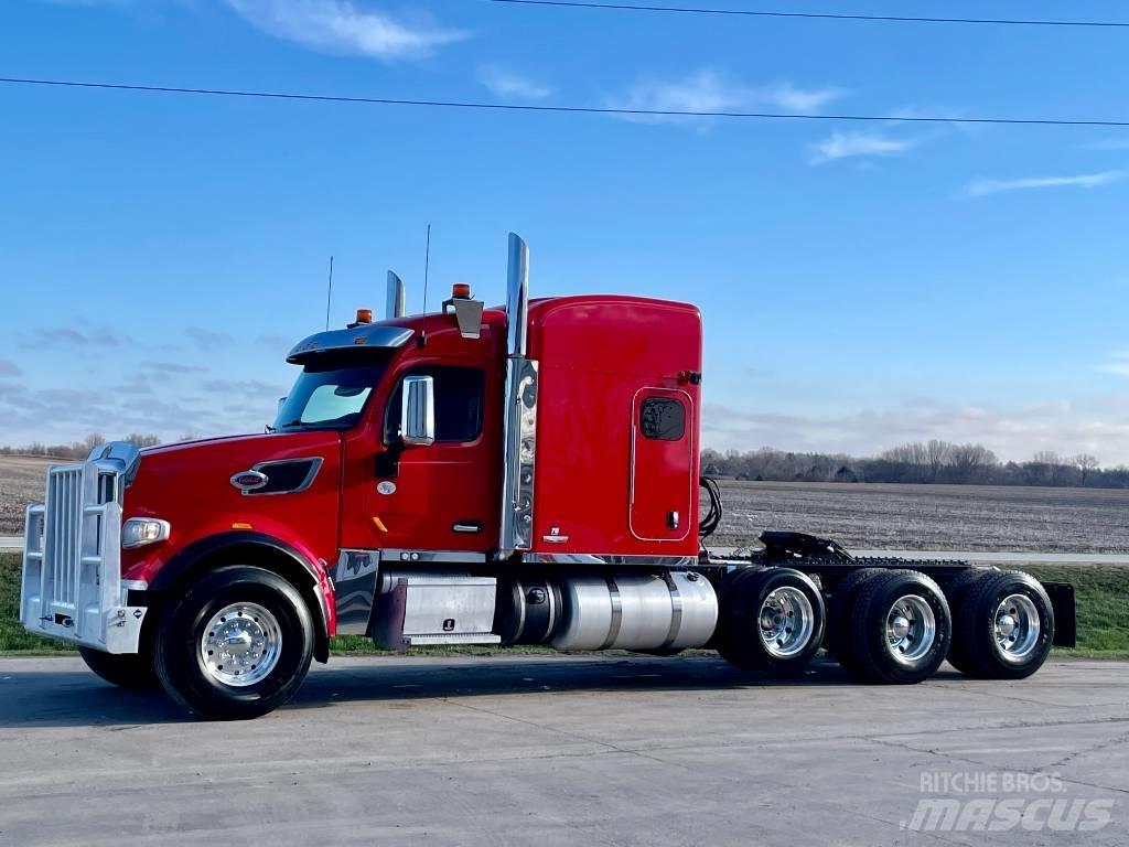 Peterbilt 567 Conventional Trucks / Tractor Trucks