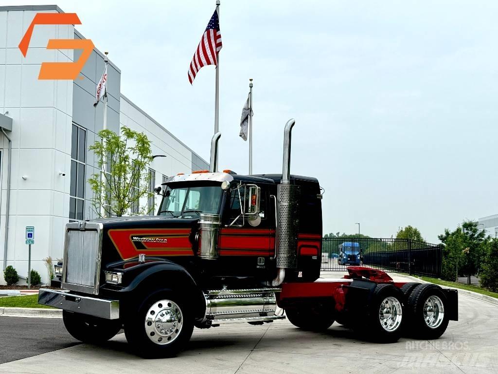 Western Star 4900 SF Conventional Trucks / Tractor Trucks