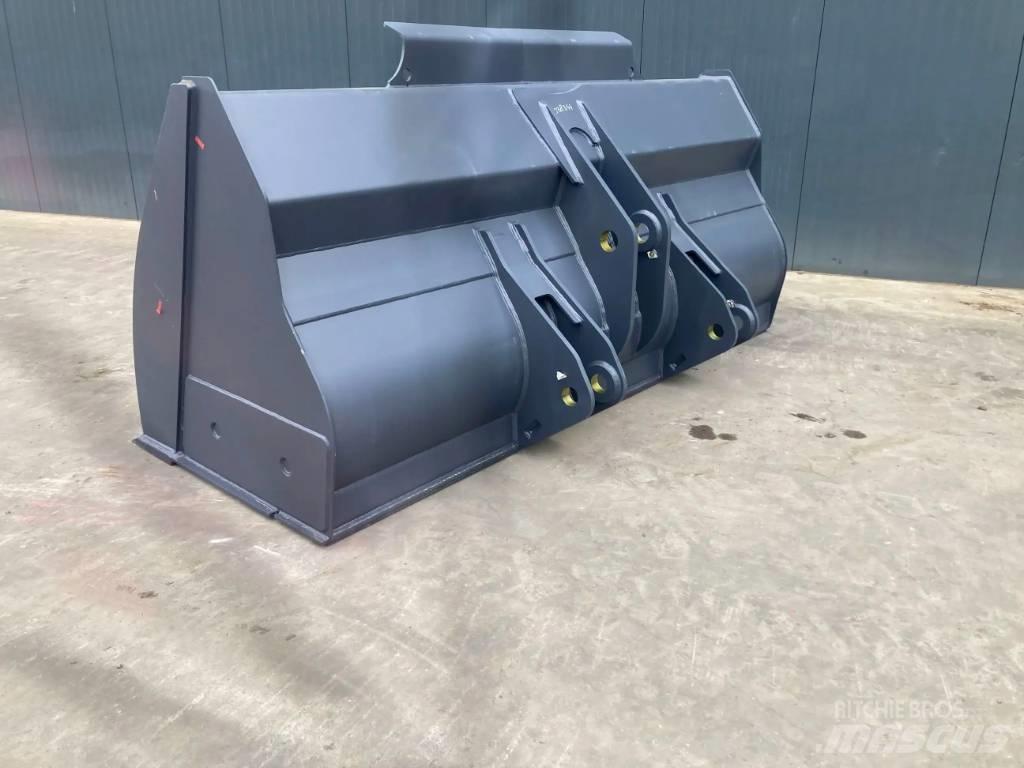 Volvo L120G Buckets
