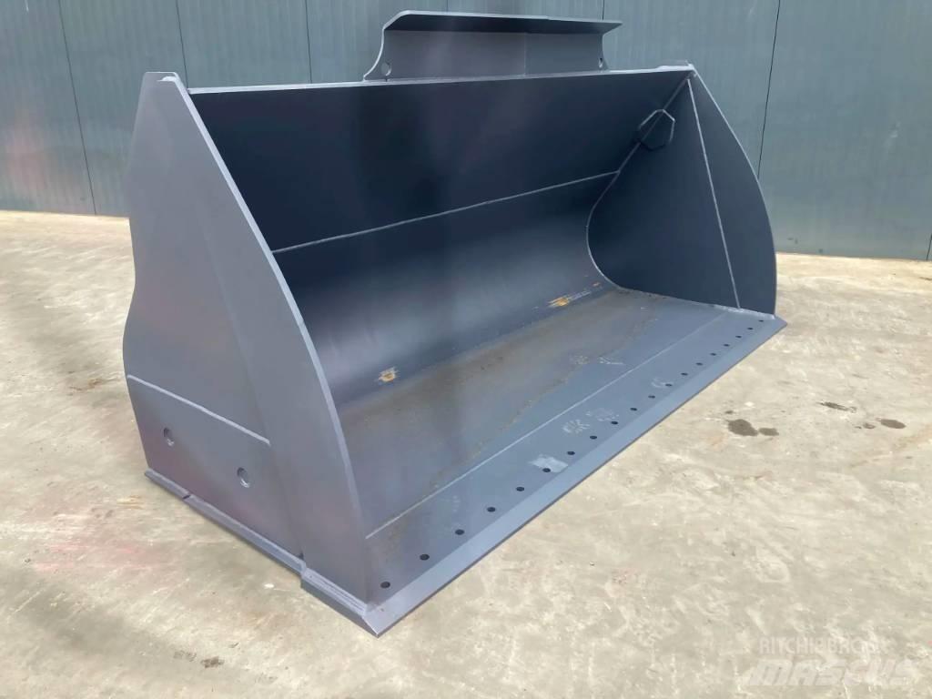 Volvo L120G Buckets