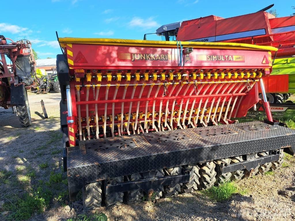 Junkkari St 300 Farm Drills