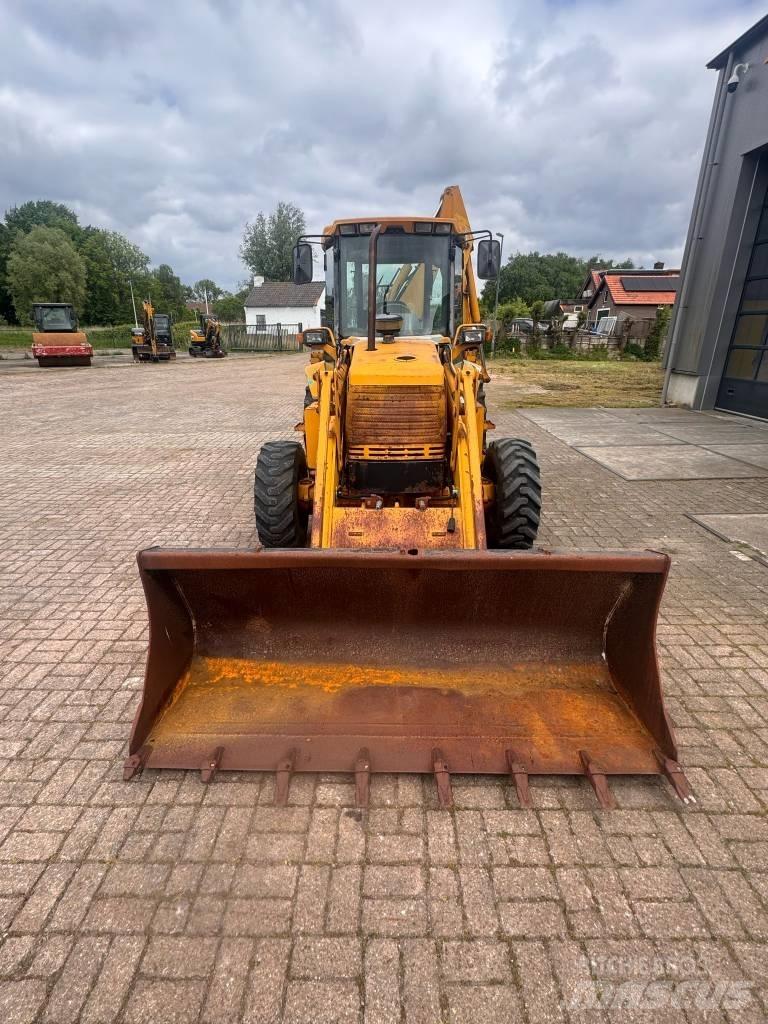 Komatsu WB 97 R-5EO Backhoe Loaders