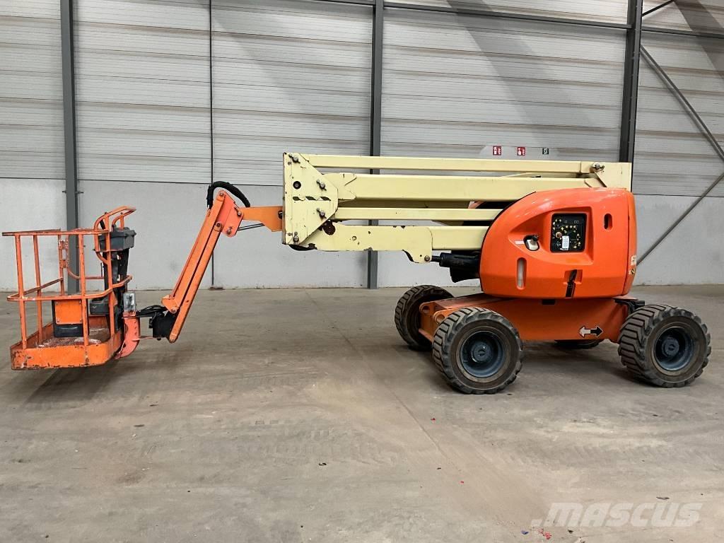 JLG 450 AJ Articulated boom lifts