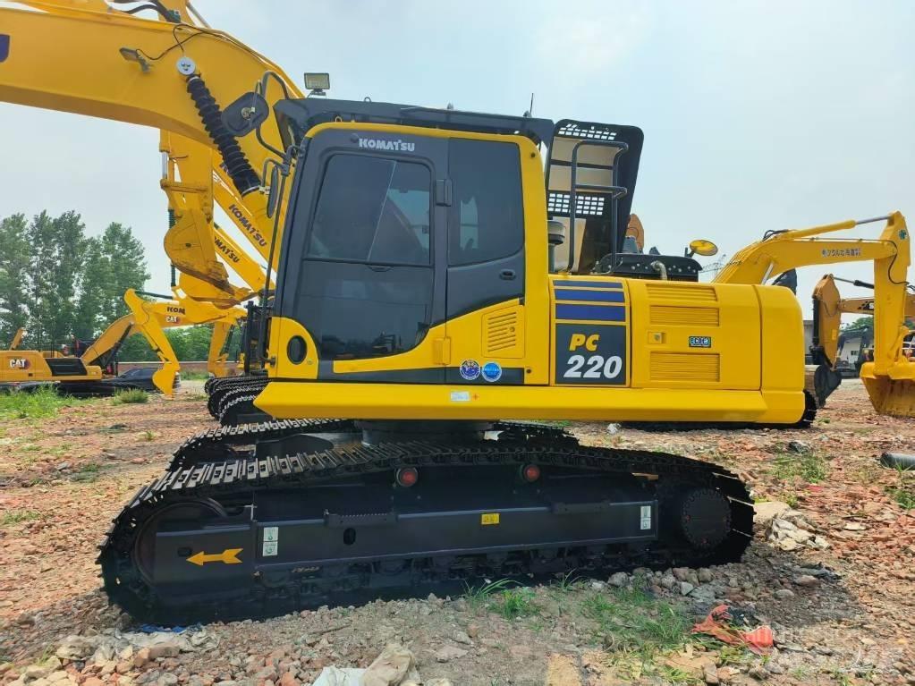 Komatsu PC 220-8 Crawler excavators