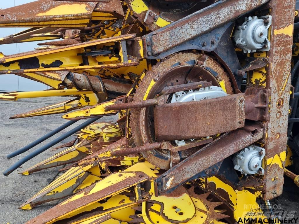 New Holland FI470 Harvester Headers