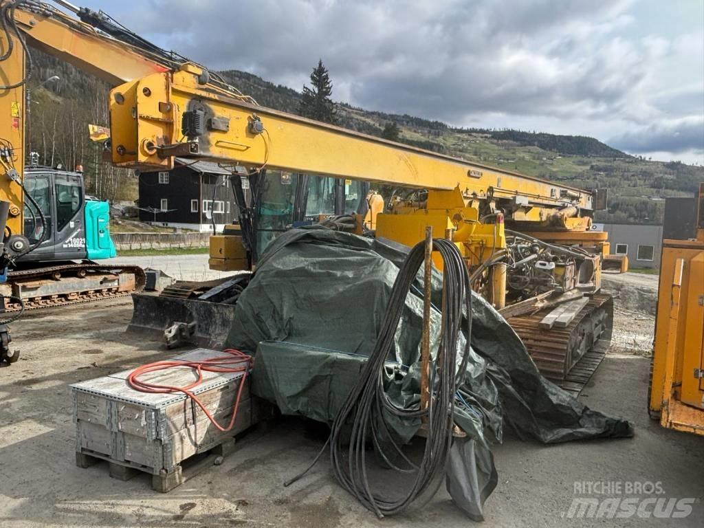 Klemm KR 807 - 5 Piling rigs