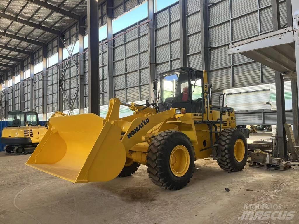 Komatsu WA 320-3 Wheel Loaders