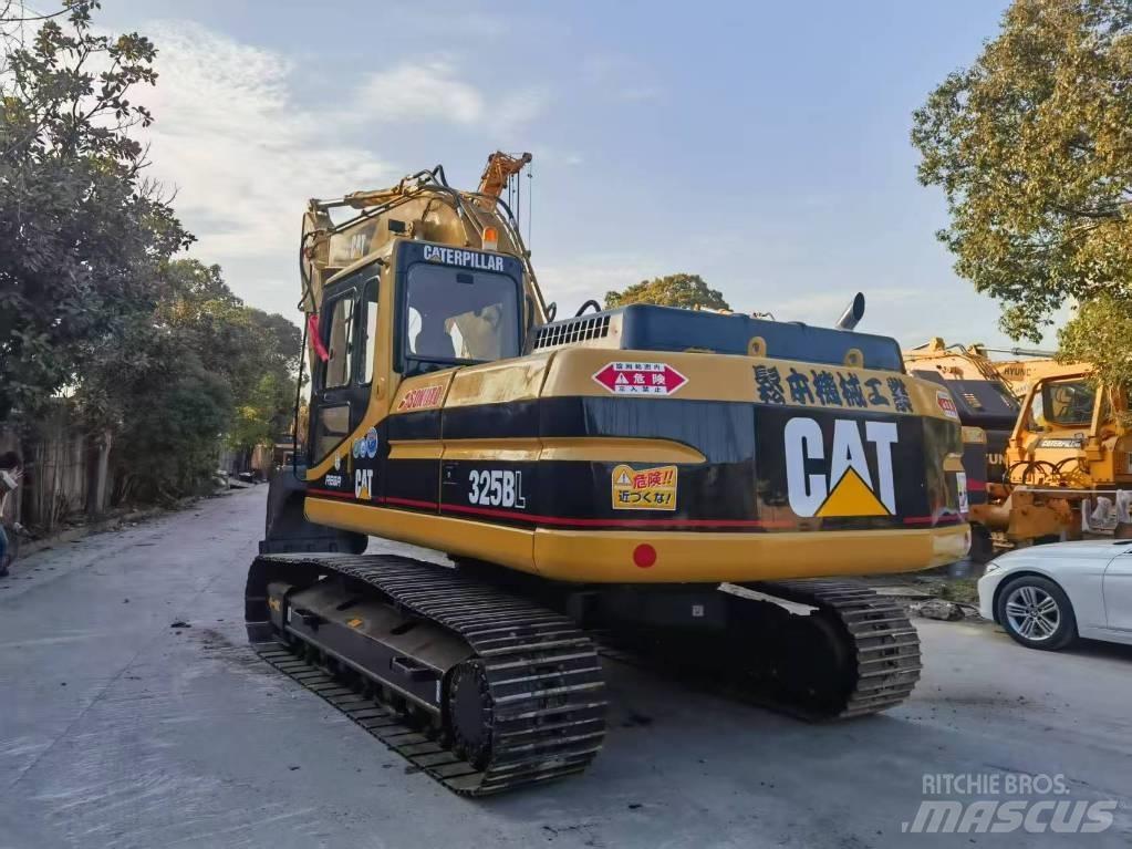 CAT CAT325B Waste / Industry Handlers