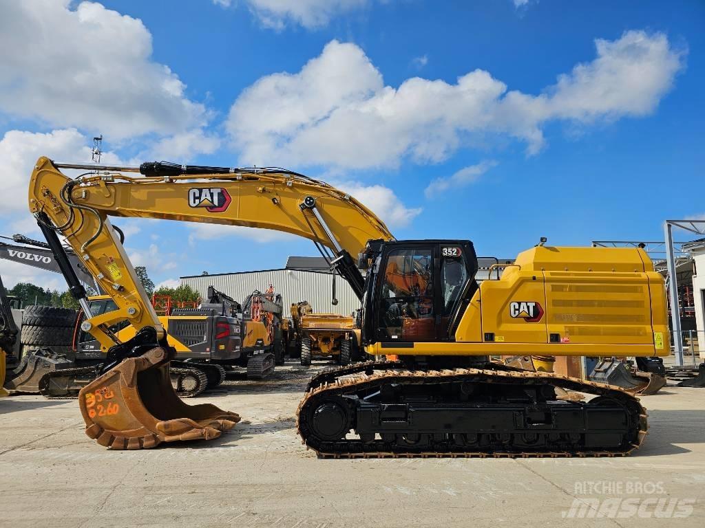 CAT 352 Crawler Excavators