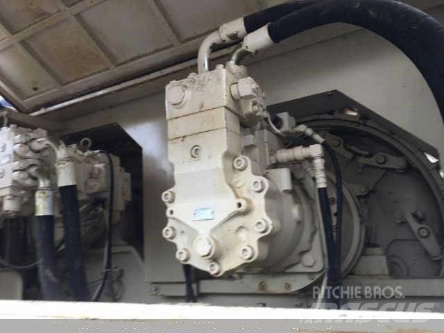 Terex HC 110 Crawler Cranes