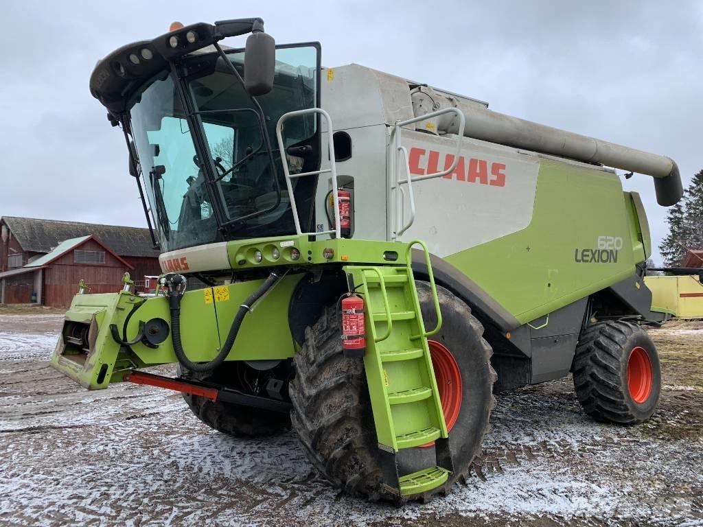 CLAAS Lexion 620 Combine Harvesters