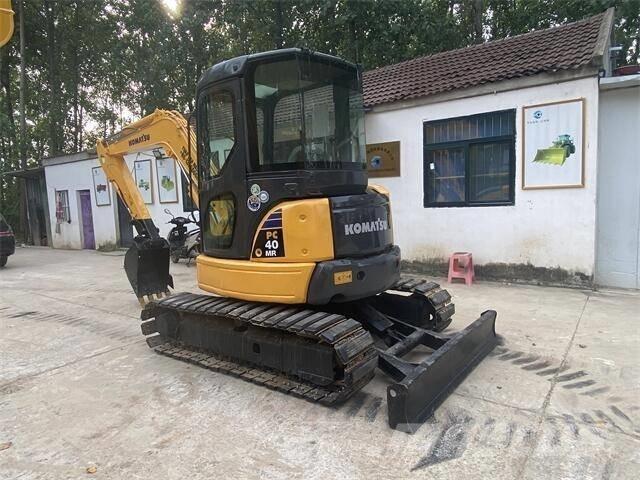 Komatsu PC 40 Crawler Excavators