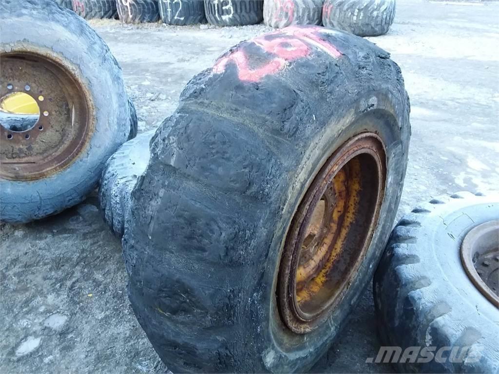 LS 17,5x25 Tires, wheels and rims