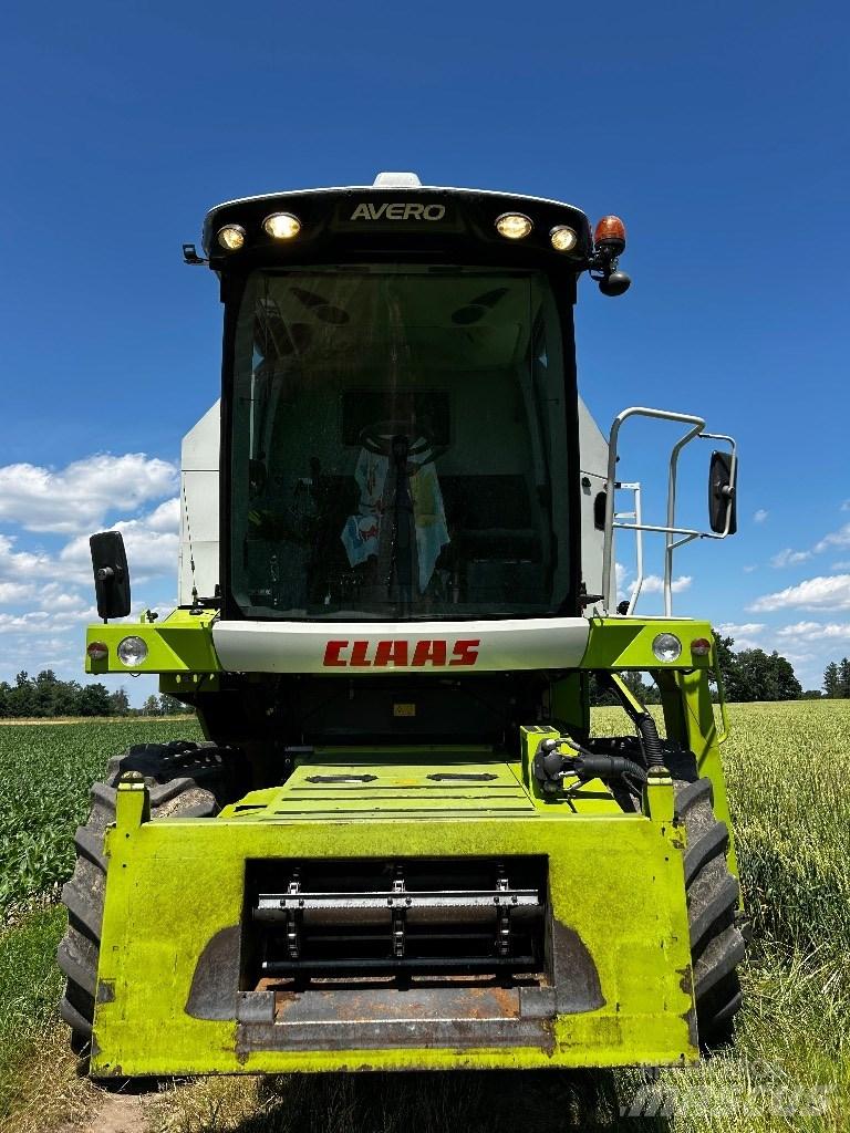 CLAAS Avero 240 Combine Harvesters