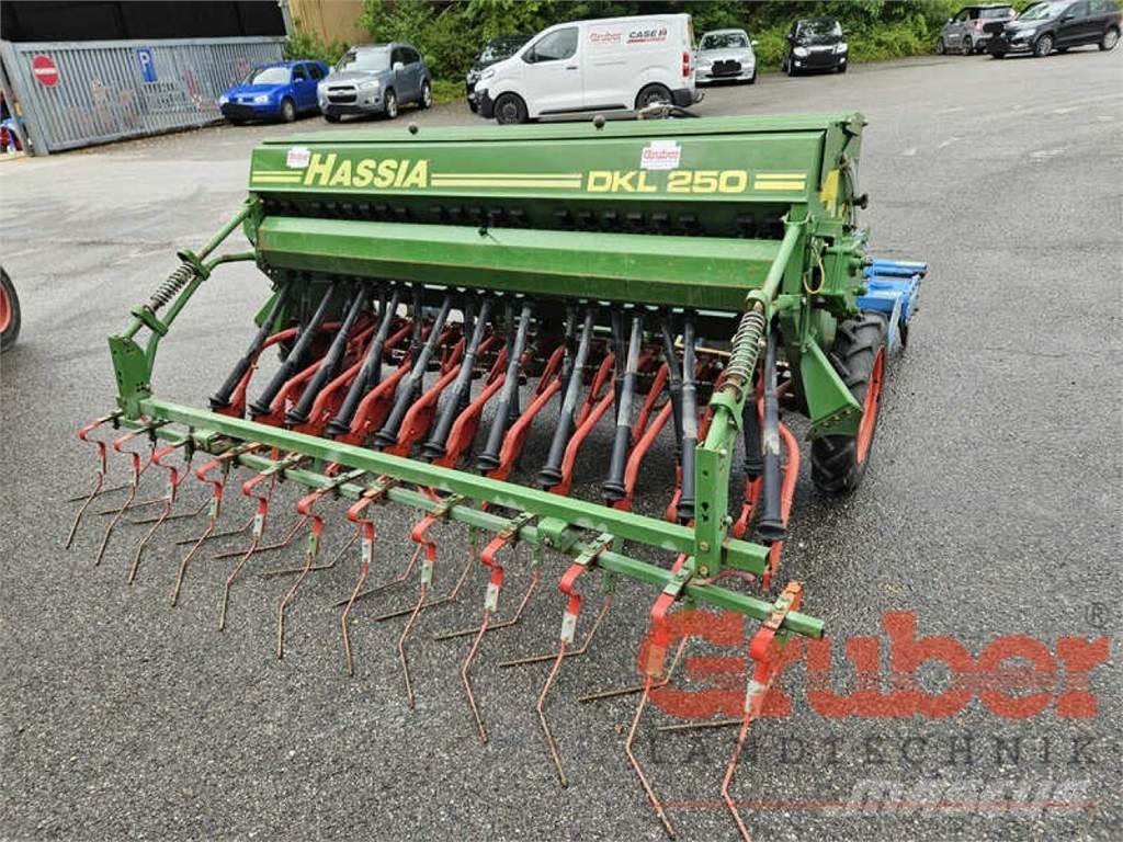 Hassia DKL-250/21 Farm Drills