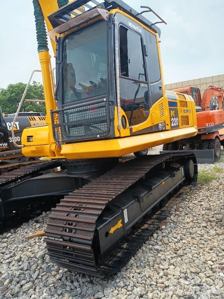 Komatsu PC 220-8 Crawler Excavators