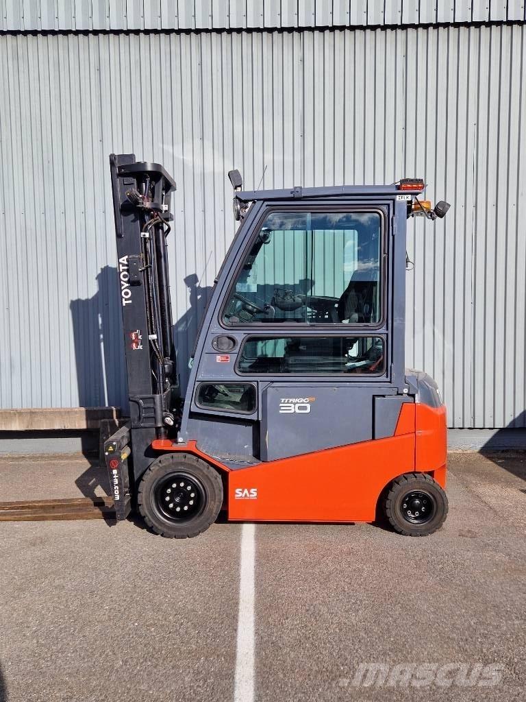 Toyota 8 FBMKT 30 Electric Forklifts