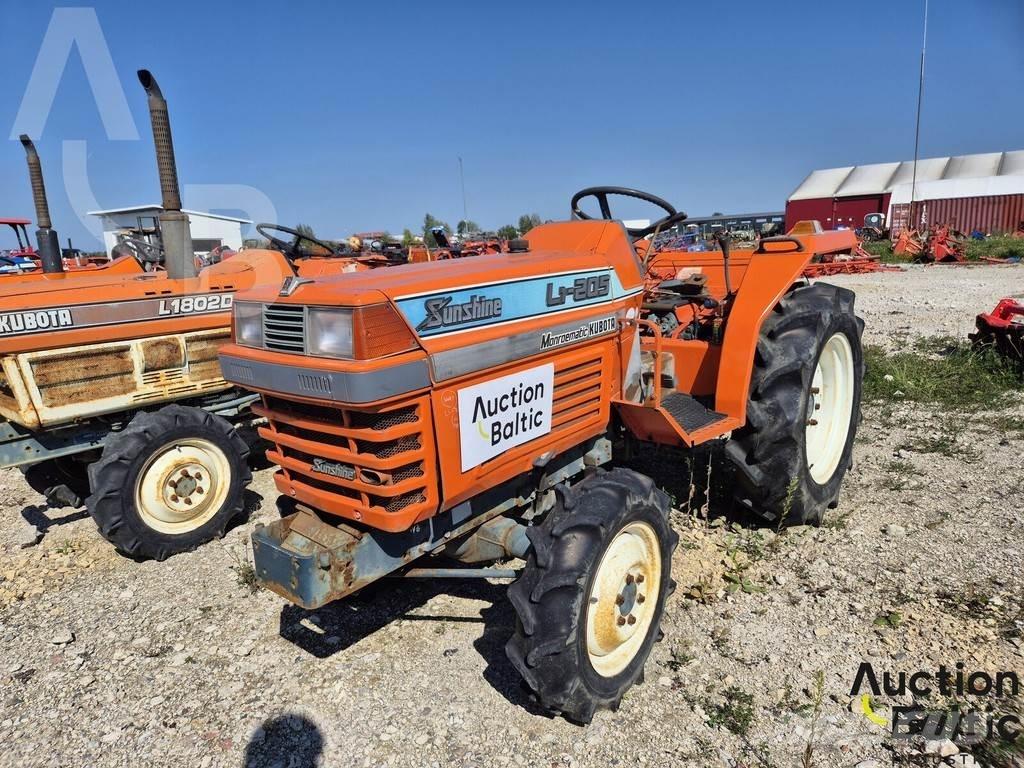 Kubota L1-205D Tractors