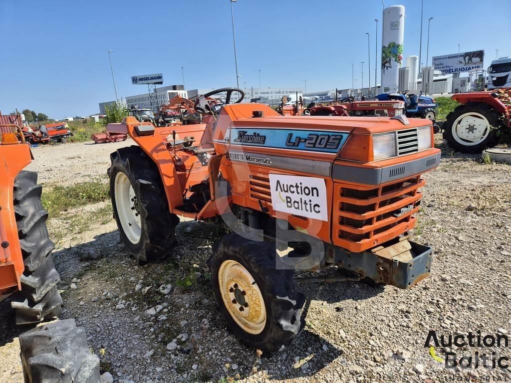 Kubota L1-205D Tractors