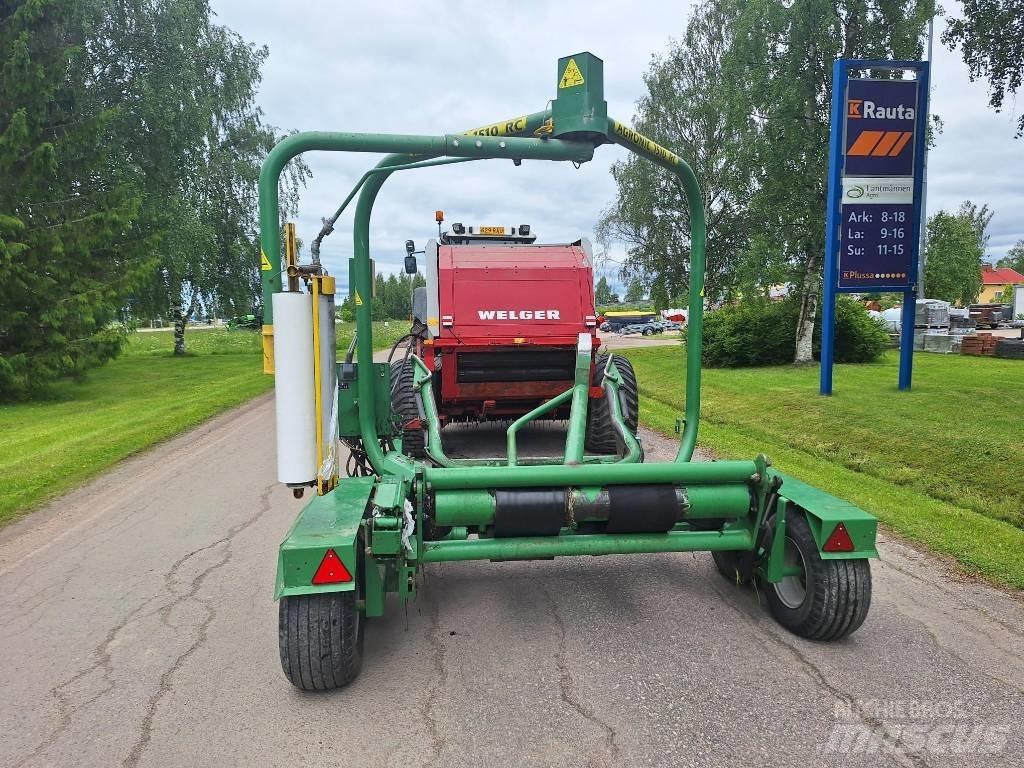Welger 220 Profi Round Balers
