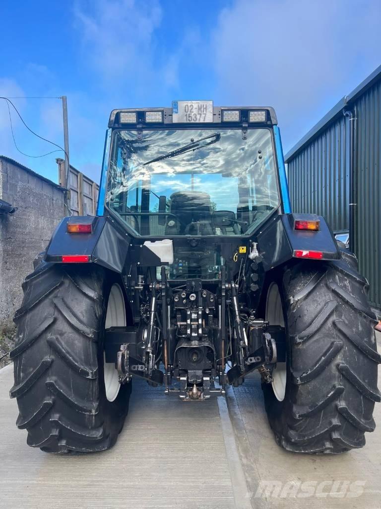 Valtra 8950 HiTech 4 Tractors