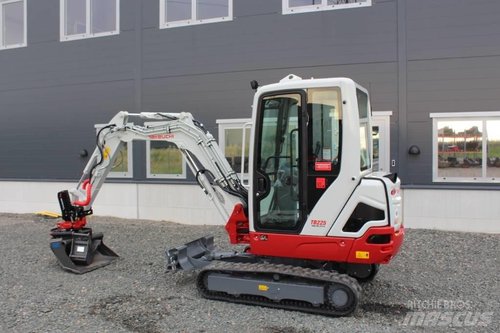 Takeuchi TB 225 Mini Excavators <7t (Mini Diggers)