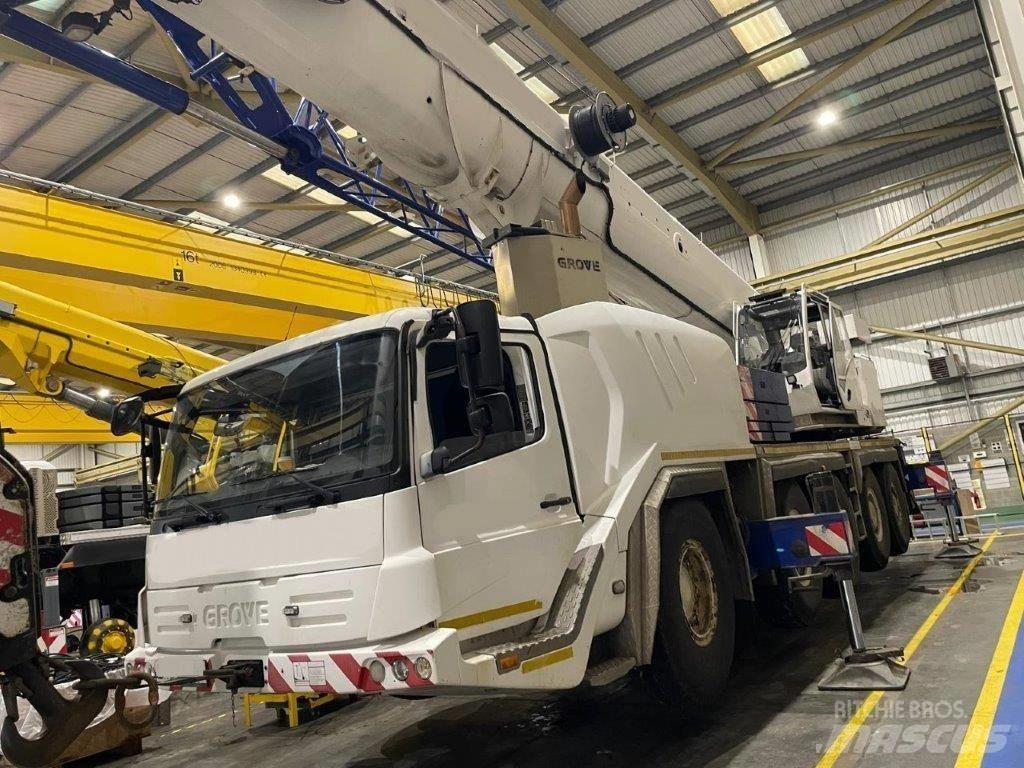 Grove GMK 5130-2 Mobile and all terrain cranes
