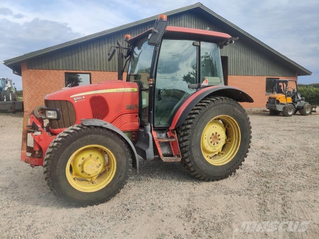 John Deere 5100 R Tractors