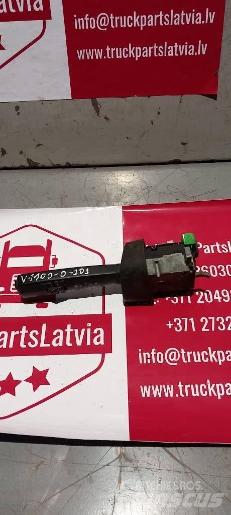 Volvo FH 12.   3944025 Cabins and interior