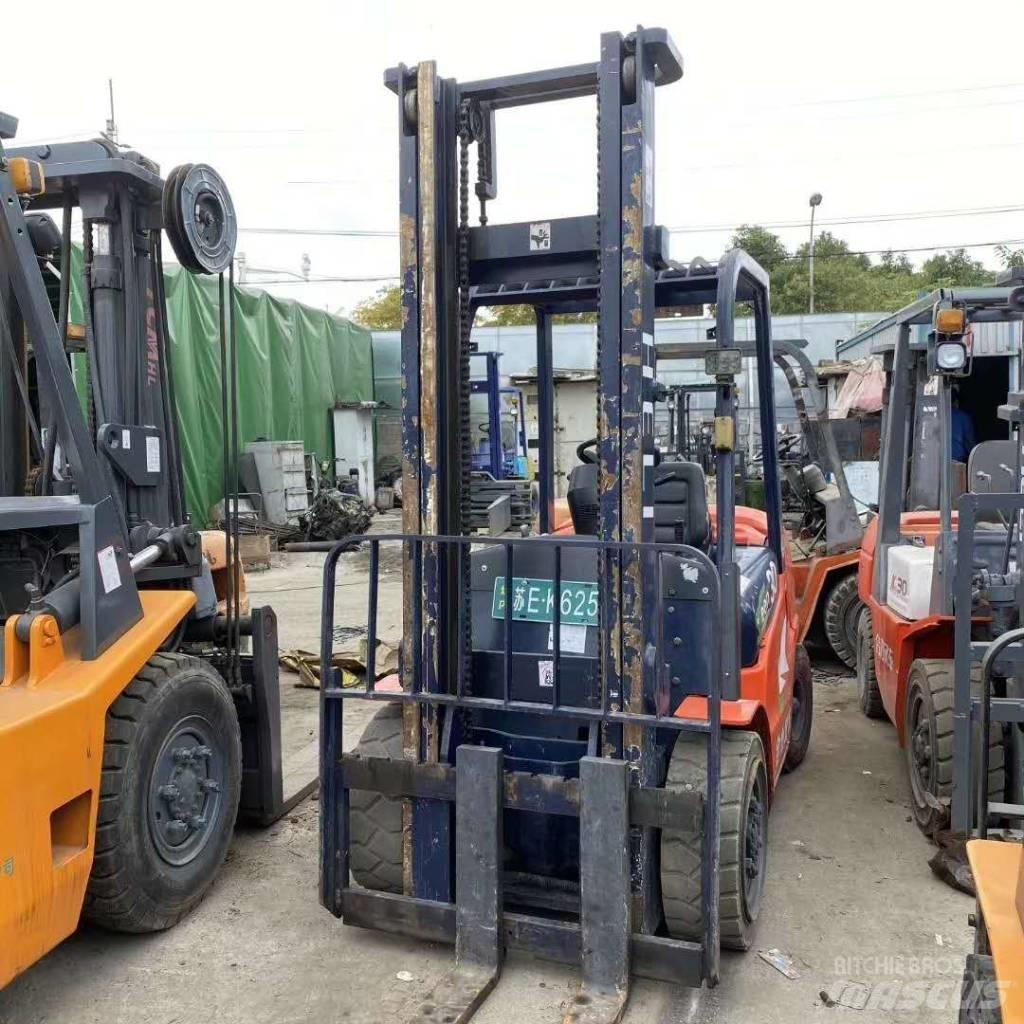 Heli 30 Diesel Forklifts