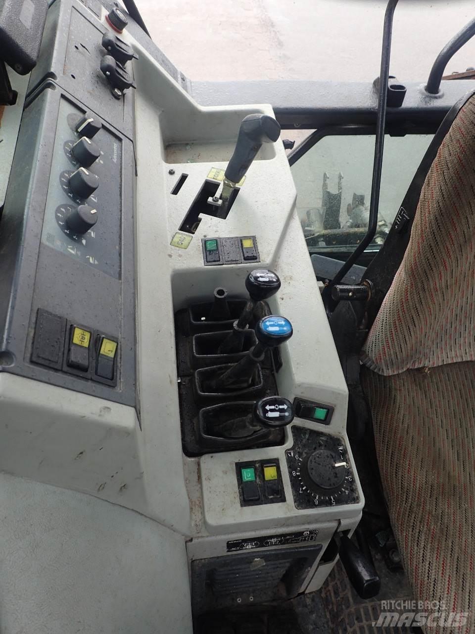Valtra 8150 Tractors