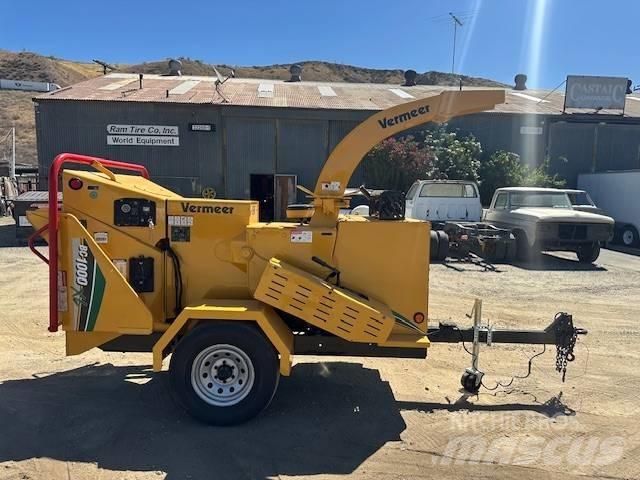 Vermeer BC1000XL Wood Chippers