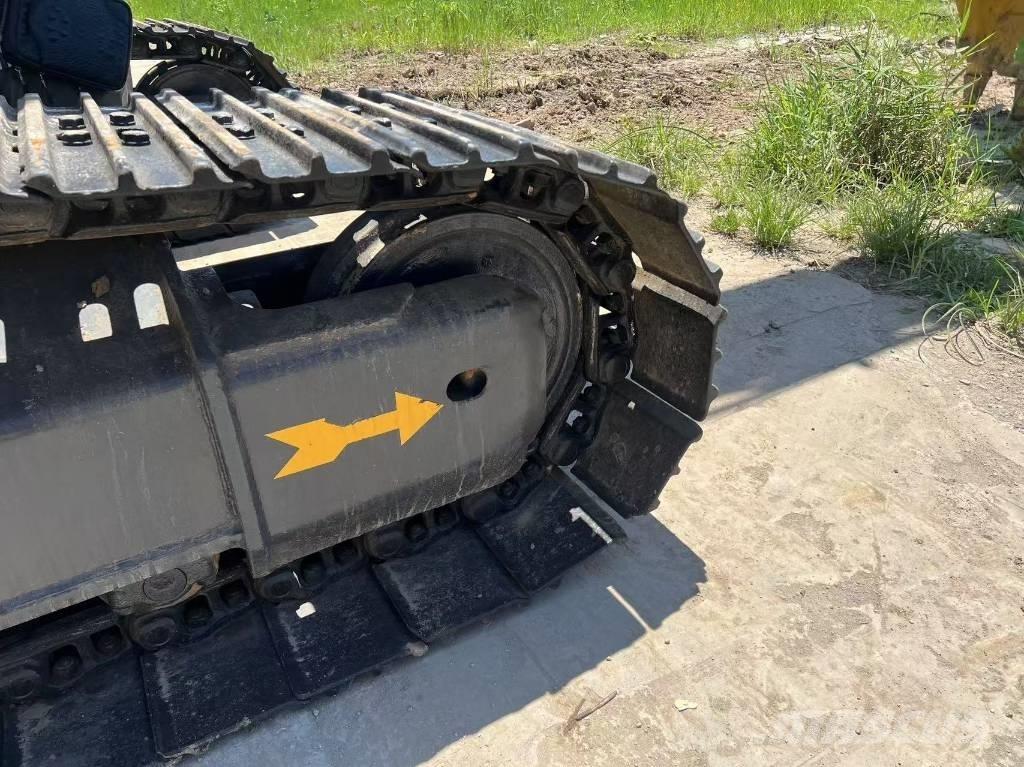 Komatsu PC 220 Crawler Excavators