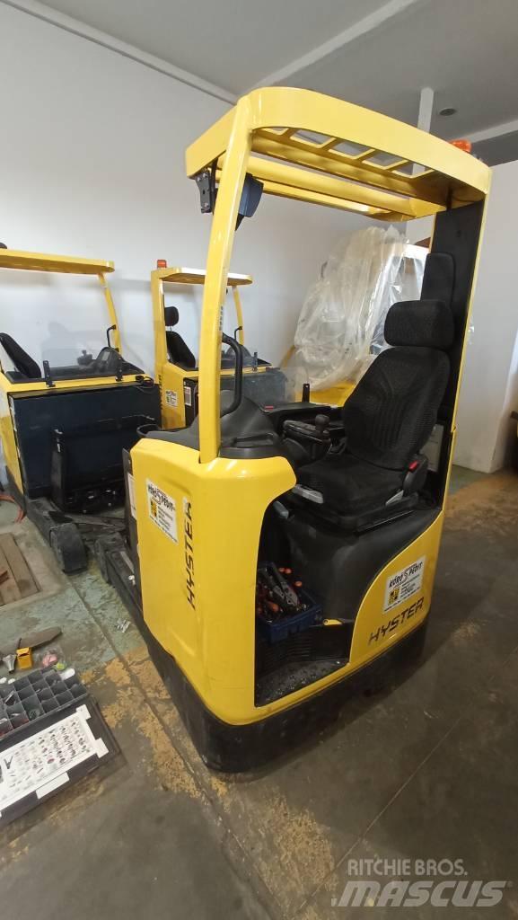 Hyster R 1.6 Reach trucks