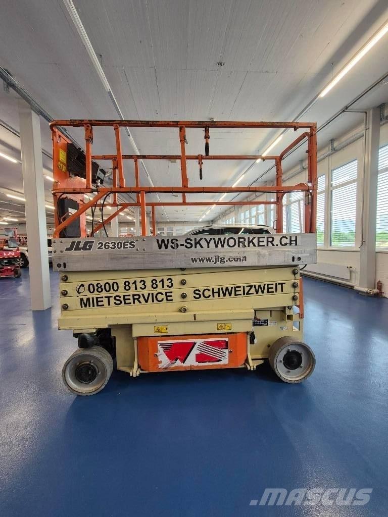 JLG 2630 ES Scissor Lifts