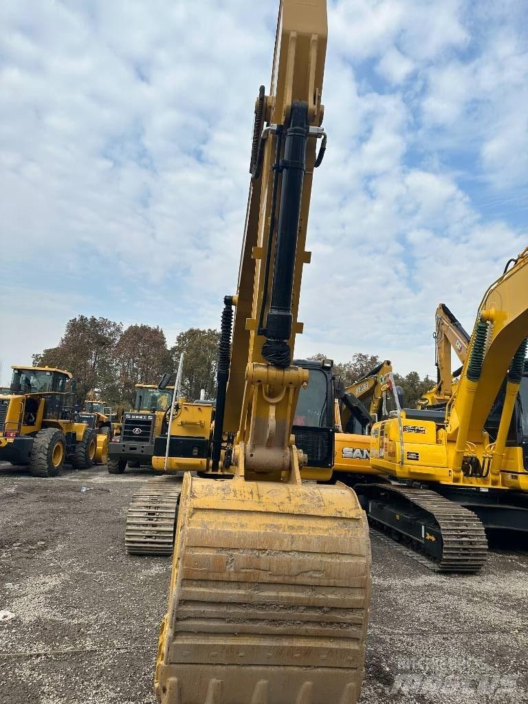 CAT 320 D2 Crawler Excavators