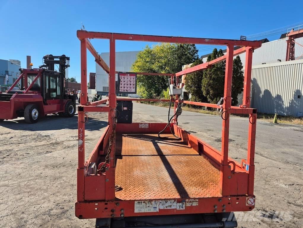SkyJack SJ 4626 Scissor Lifts