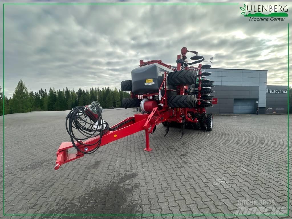 Horsch Focus 6.35 TD Farm Drills