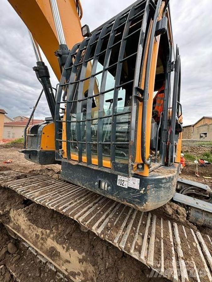 Hyundai HX235 LCR Special excavators