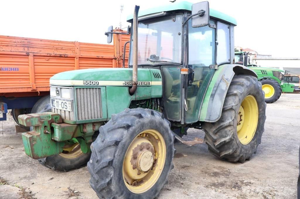 John Deere 5500 STD Tractors
