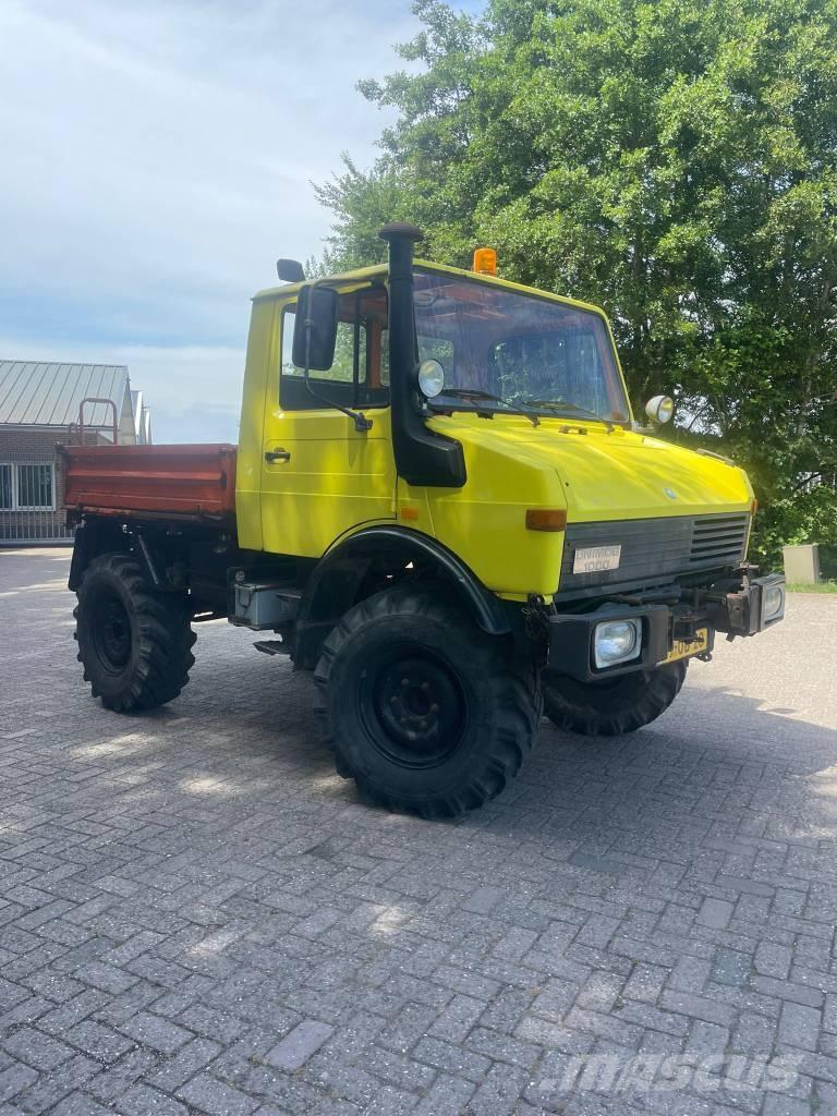 Unimog U1000 424 Tractors