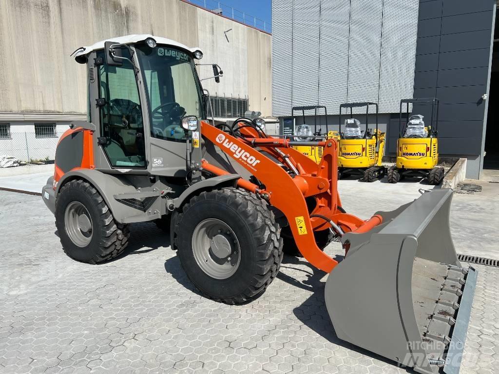 Weycor AR440 Mini Loader
