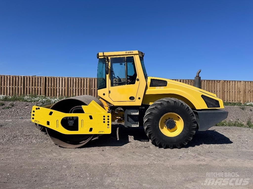 Bomag BW 213 D H-4 Single drum rollers